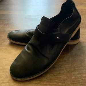 VINCE Black Leather Loafer/flats Shoes - 41 s 9.5